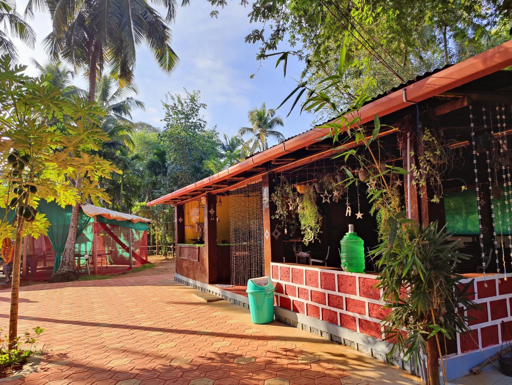Artkarna Hotel Gokarna  Ngoại thất bức ảnh